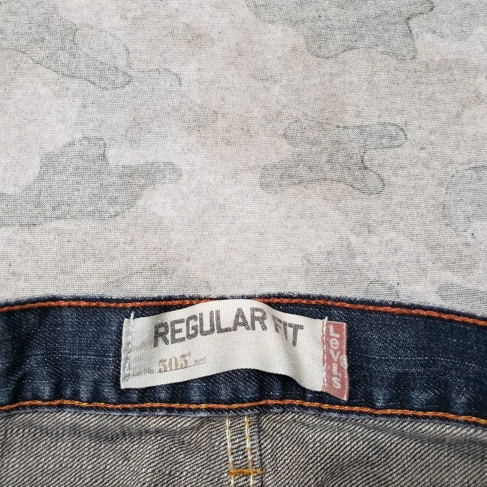 Vintage Levi's 505 Jeans Mens 33x30 Blue Denim Dark Wash Y2k Straight Leg